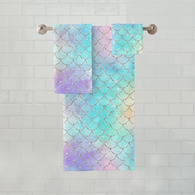Pretty Mermaid Scales Bath Towel Set (Creator Uploaded)