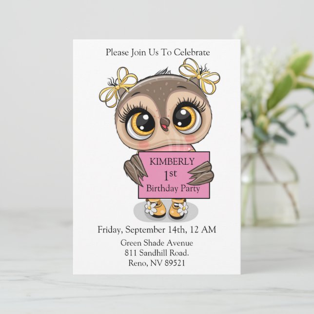 Pretty Owl Birthday Invitation (Standing Front)