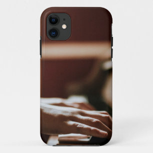 Pretty Piano Artwork iPhone 11 Case