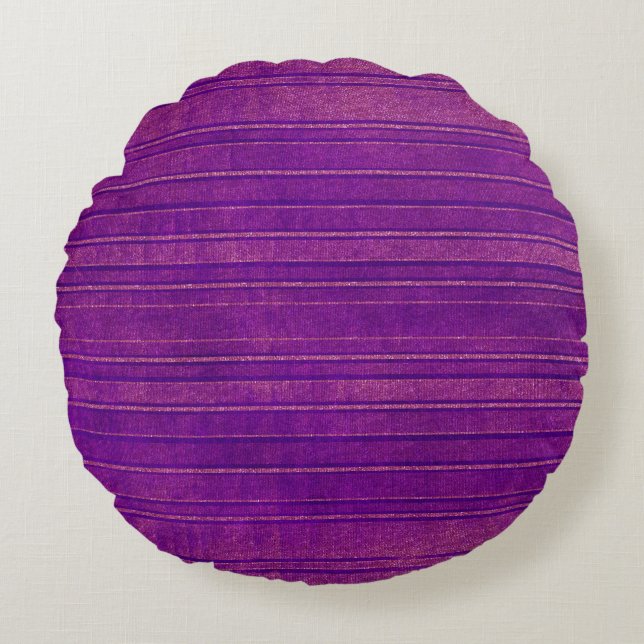 Pretty Pink Purple Distressed Watercolor Pattern Round Cushion (Front)
