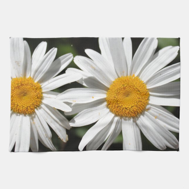 Pretty pure white daisy flowers tea towel (Horizontal)