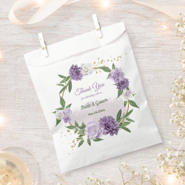 Pretty purple flowers greenery favour bag (Clipped)