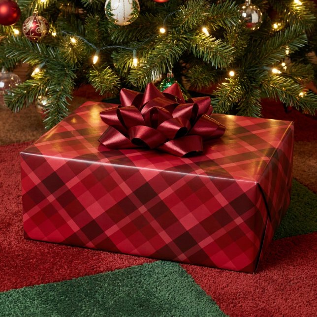 Pretty Ruby Red Plaid Pattern Wrapping Paper (Pretty Ruby Red Plaid Pattern Wrapping Paper)