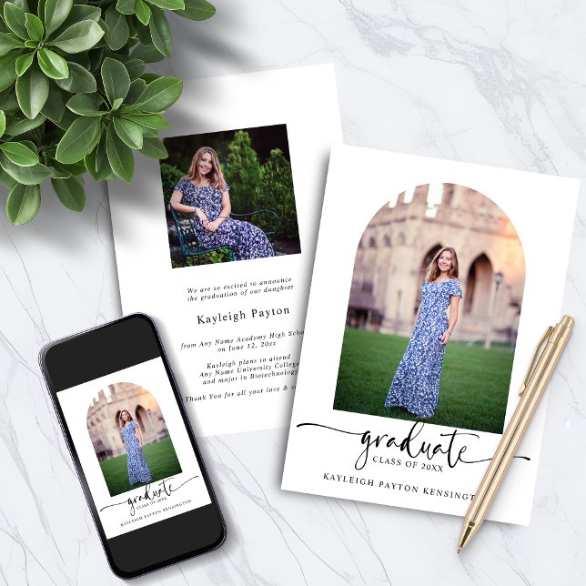 Pretty Script Graduation Arch Photo Invitation (Pretty Script Graduation Arch Photo Invitation)