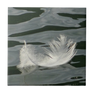 Pretty white feather ceramic tile