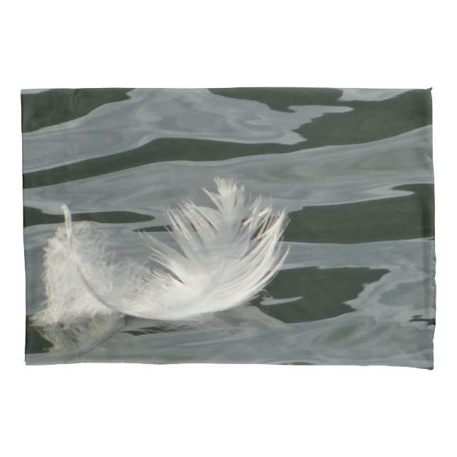 Pretty white feather pillowcase (Front)