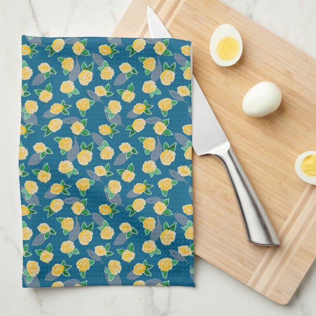 Pretty yellow garden rose pattern tea towel (Quarter Fold)