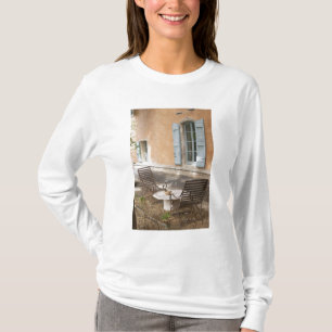Prieure de St Jean de Bebian. Pezenas region. T-Shirt