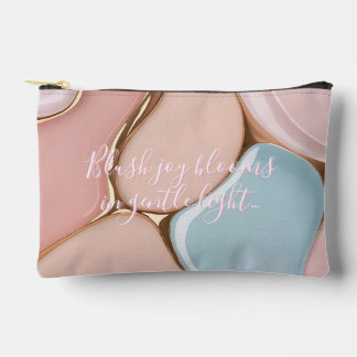 Print cut sew bag in stylish graphic