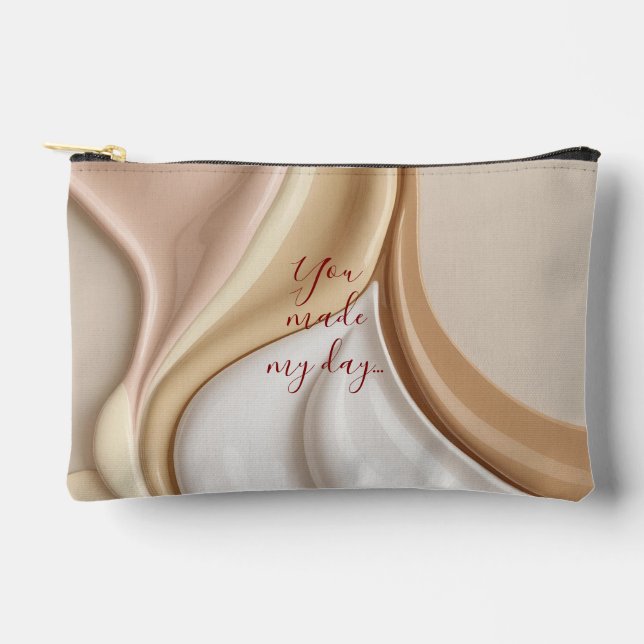 Print cut sew bag in stylish graphic (Front)