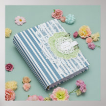 Printable Pretty photo of notebook with flowers
