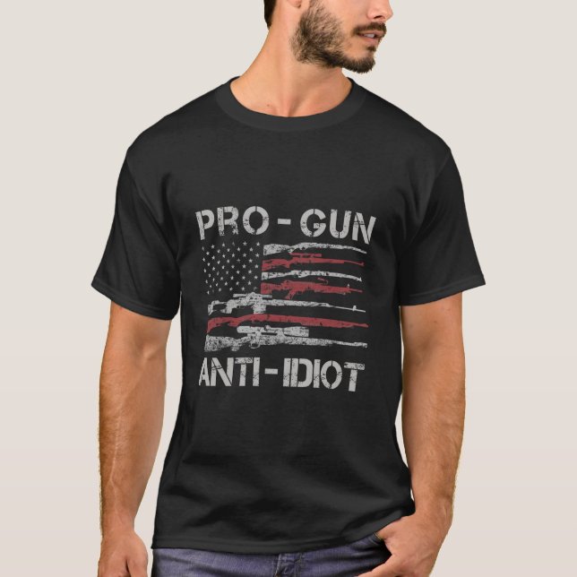 Pro Gun Anti Idio Usa Flag 2Nd Adt T-Shirt (Front)