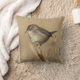 Profile of a Beautiful Marsh Wren Cushion