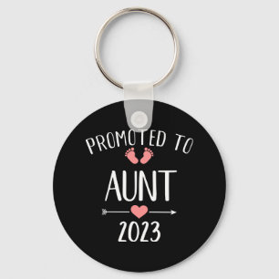 Promoted to aunt 2023 pregnancy announcement key ring