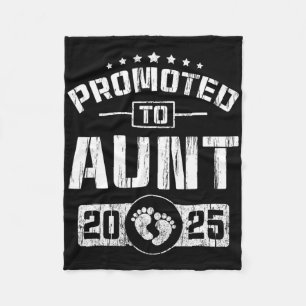 Promoted To Aunt Est. 2025 Funny Soon To Be Aunt Fleece Blanket