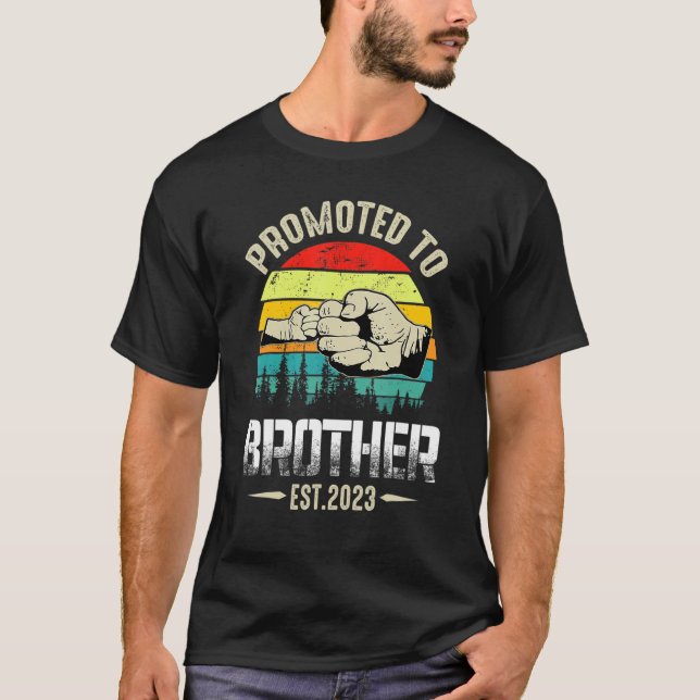 Promoted To Brother Est 2023  New Big Bro  Pregnan T-Shirt (Front)