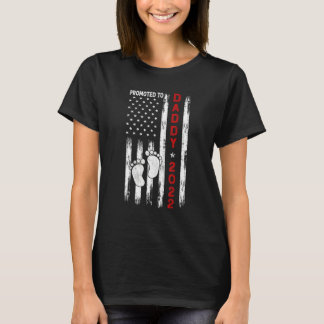 Promoted To Daddy 2022 First Time Fathers Day New  T-Shirt