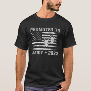 Promoted To Daddy 2023 First Time Fathers Day New  T-Shirt