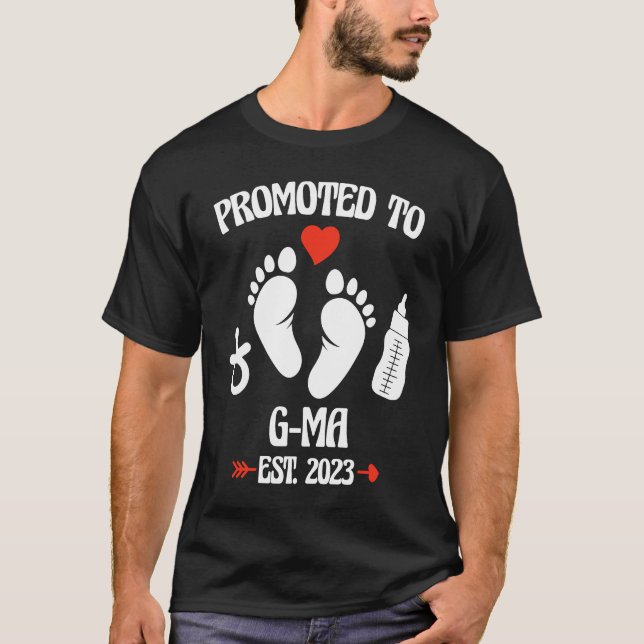 Promoted To G Ma 2023 First Time New Grandma Pregn T-Shirt (Front)