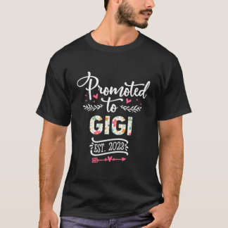 Promoted To Gigi 2023 Cute Pregnancy Announcement  T-Shirt