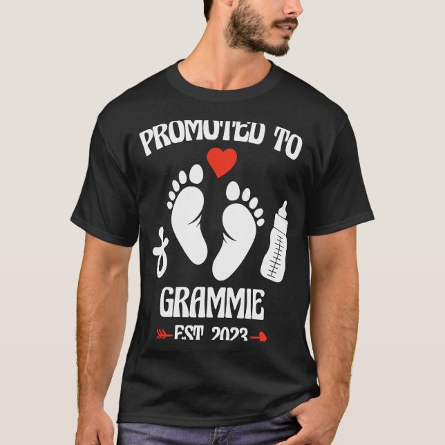 Promoted To Grammie 2023 First Time New Grandma Pr T-Shirt (Front)