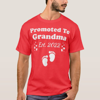 Promoted To Grandma 2022 Pregnancy Announcement T- T-Shirt