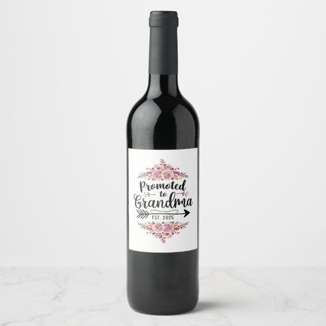 Promoted To Grandma 2025 Pregnancy Announcement Wine Label (Front)