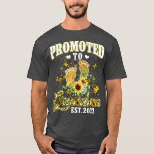 Promoted To Grandma Est 2022 Sunflower Floral moth T-Shirt