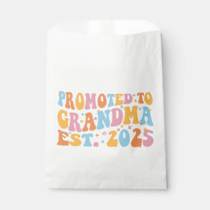 Promoted To Grandma Est. 2025 III Favour Bag