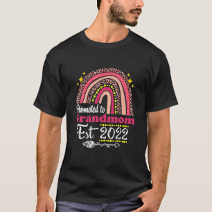 Promoted To Grandmom Est. 2022 Leopard Rainbow Mot T-Shirt