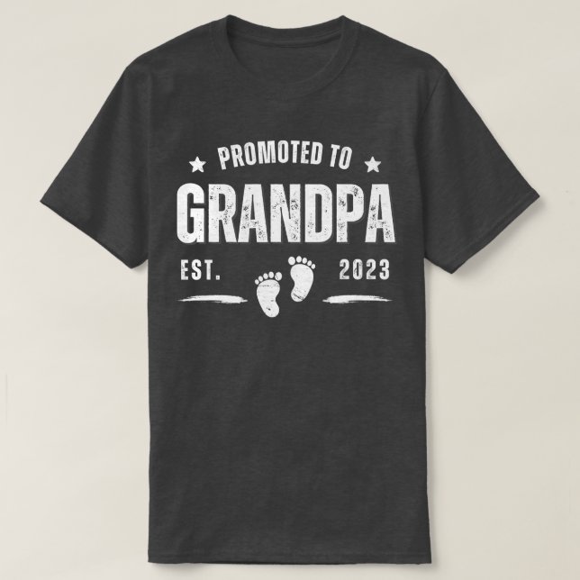 Promoted To Grandpa 2023 Soon To Be First Time Gra T-Shirt (Design Front)