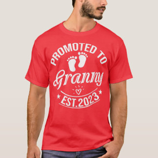 Promoted To Granny 2023 Pregnancy Announcement Gra T-Shirt