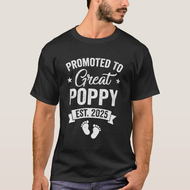 Promoted To Great Poppy Est 2025 Pregnancy Announc T-Shirt (Front)