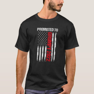 Promoted To Grumpy 2022 Usa Flag New Grandpa Fathe T-Shirt