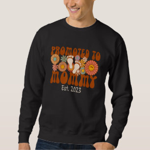 Promoted To Mommy 2023 Groovy Pregnancy Announceme Sweatshirt