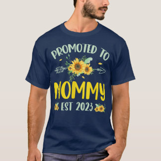Promoted To Mummy Est 2023 Sunflower Soon To Be Mo T-Shirt