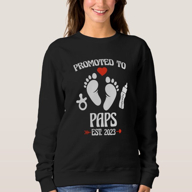 Promoted To Paps 2023 First Time New Grandpa Pregn Sweatshirt (Front)