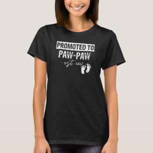 Promoted To Paw Paw Est 2023 New Grandpa To Be Fa T-Shirt