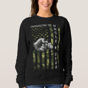 Promoted To Uncle 2022 First Time Fathers Day New Sweatshirt