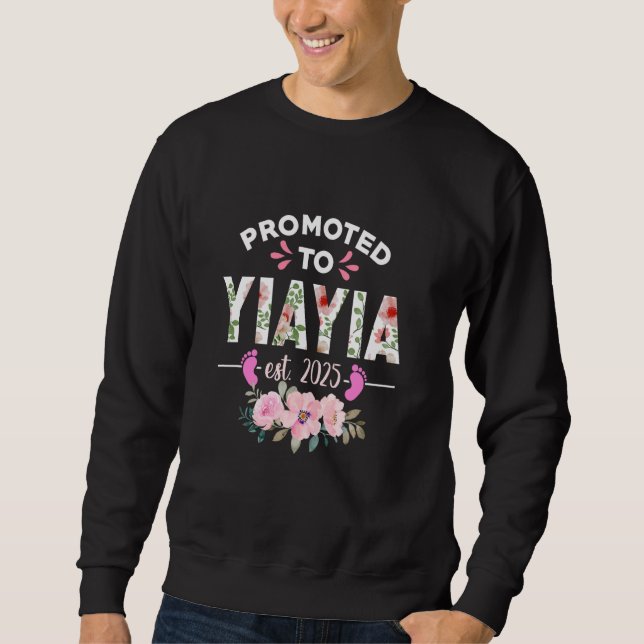 Promoted To Yiayia Est 2025 Gifts New Grandma Gran Sweatshirt (Front)