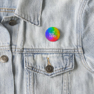 Pronomen Button rainbow painting