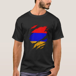 Proud Armenian Torn Ripped Armenia Flag T-Shirt