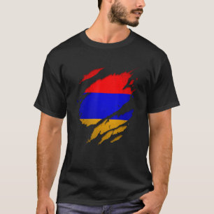 Proud Armenian Torn Ripped Armenia Flag T-Shirt