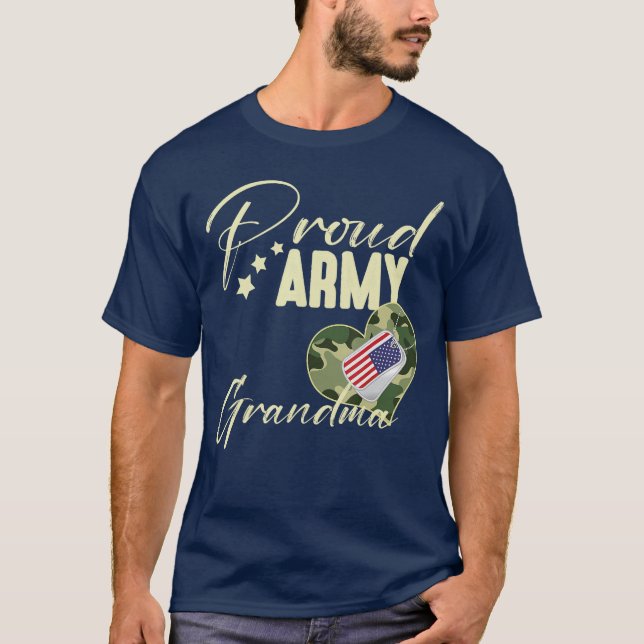 Proud Army Grandma Camoue Dogag USA American Flag  T-Shirt (Front)