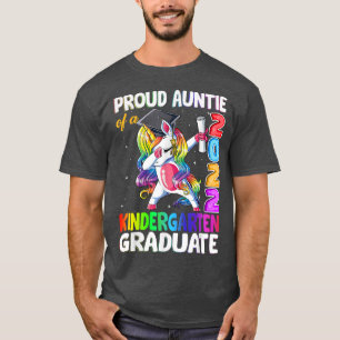 Proud Auntie Of A 2022 Kindergarten Graduate Unico T-Shirt