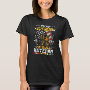 Proud Boyfriend Of Vietnam Veteran Us Flag  Vetera T-Shirt