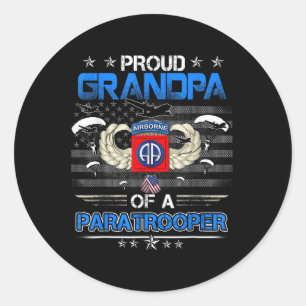 Proud Grandpa Of A Army 82nd Airborne Paratroope V Classic Round Sticker