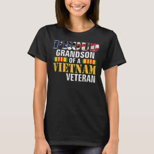 Proud Grandson Of A Vietnam Veteran For Veteran Da T-Shirt