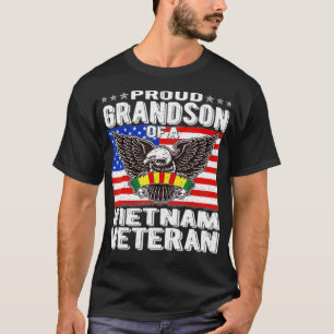Proud Grandson Of A Vietnam Veteran Military Fami T-Shirt