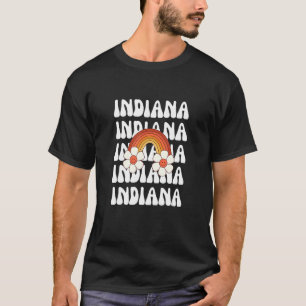 Proud Home is Indiana IN USA City Retro Rainbow Le T-Shirt